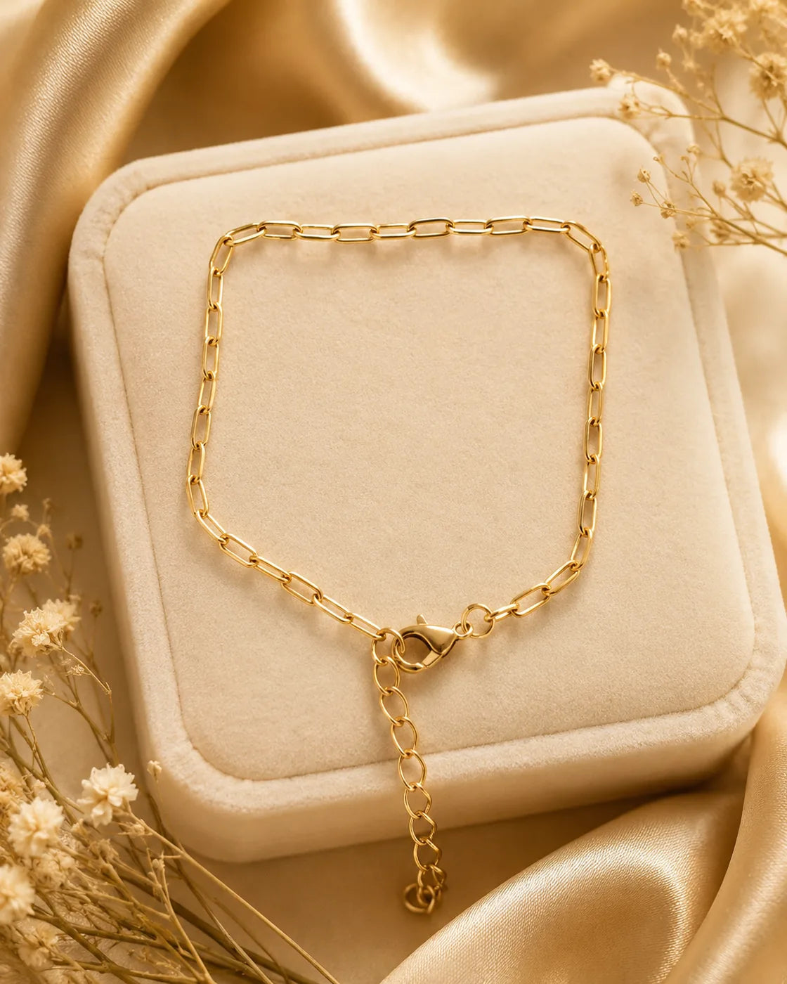 Golden Paperclip Bracelet - image 2