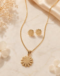 Golden Daisy Necklace & Stud Set