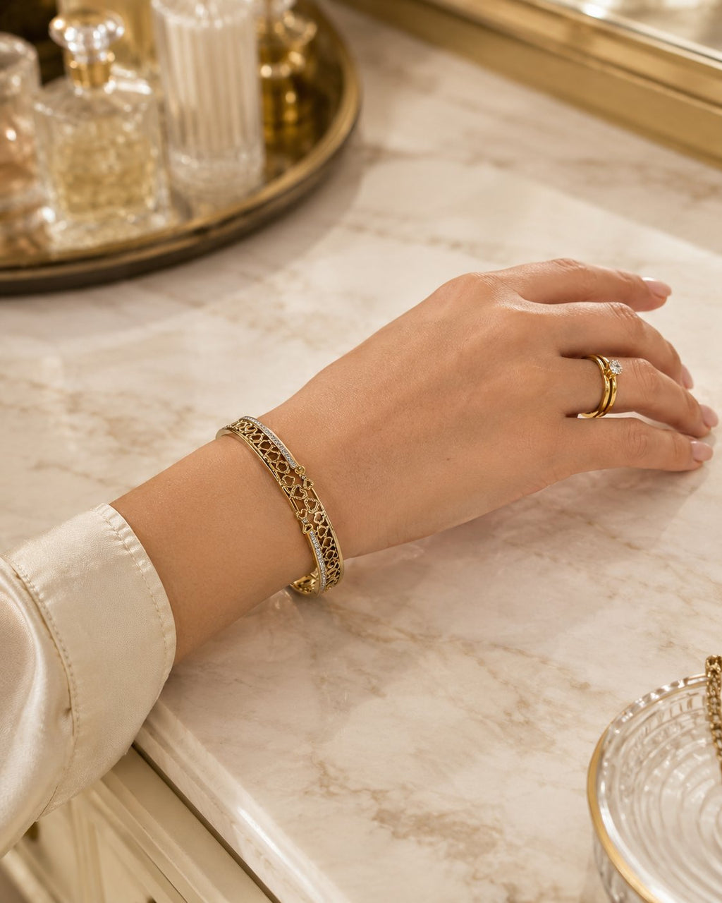Love Lattice Crystal Bangle
