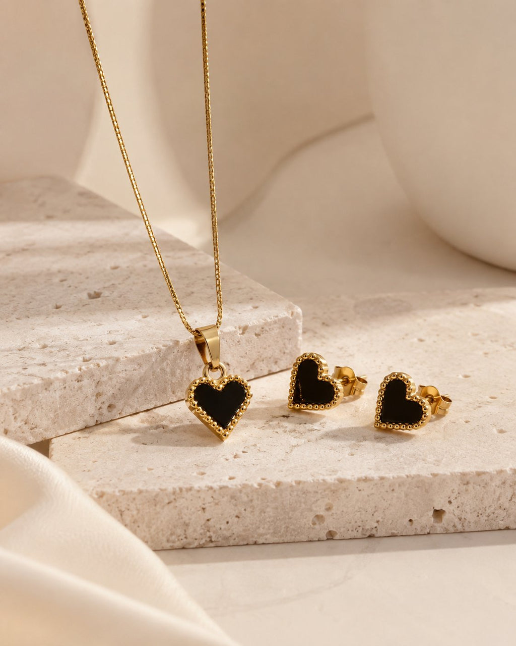Noir Beaded Heart Necklace & Stud Set