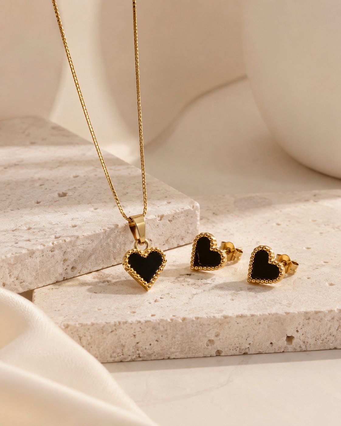 Noir Beaded Heart Necklace & Stud Set