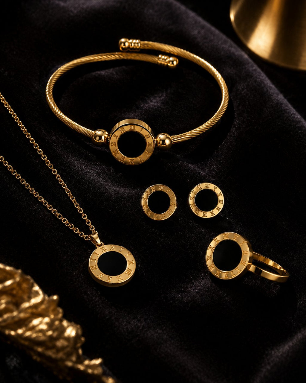 Roman Noir Four-Piece Jewelry Set
