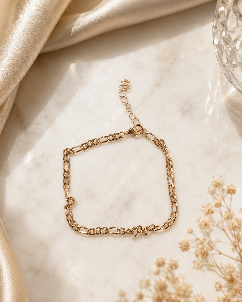 Rose-Gold Figaro Knot Bracelet