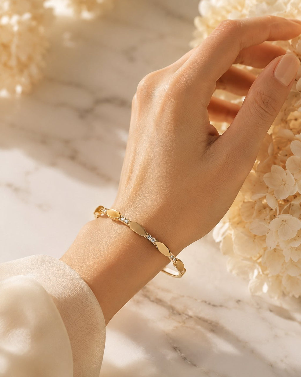 Sculpted Pebble Crystal Bangle