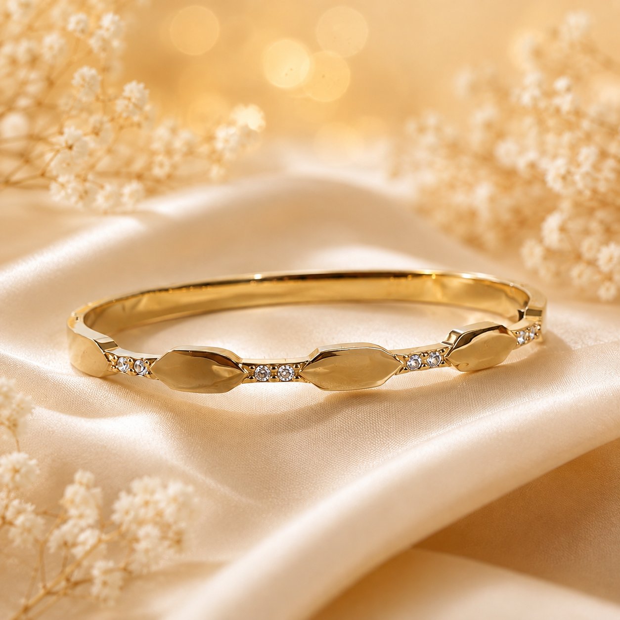 Sculpted Pebble Crystal Bangle