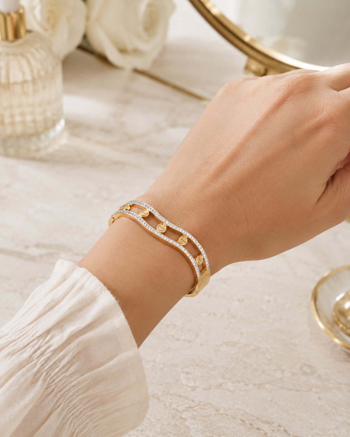 Signature Wave Screw Bangle