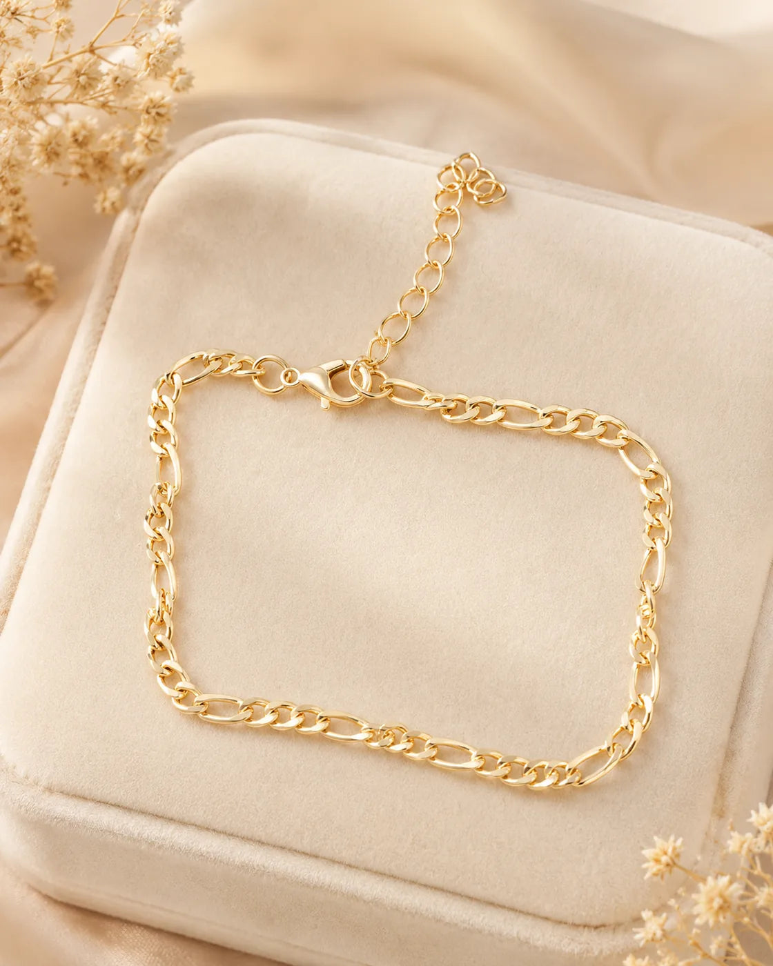 Golden Figaro Link Bracelet